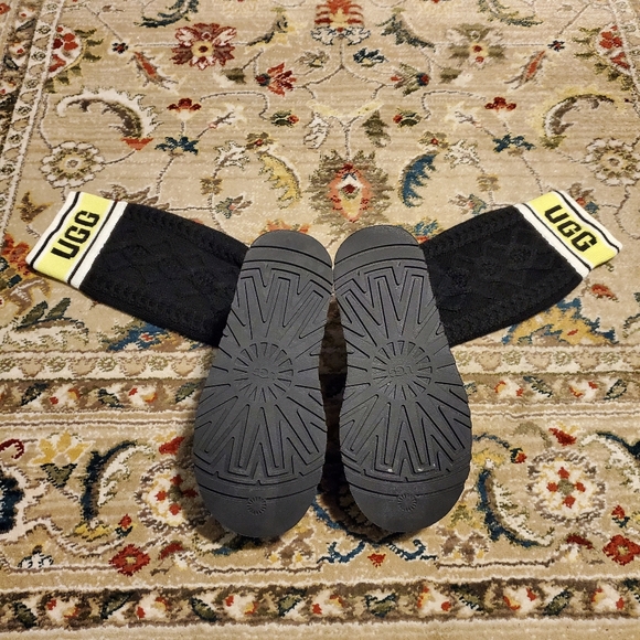 UGG Classic Sweater Letter Boot - Picture 7 of 10